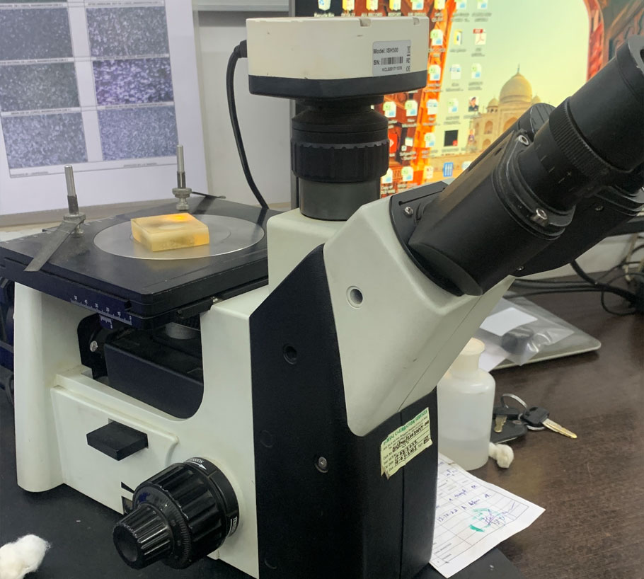 microscope for quality check